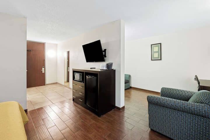 Room 29 of 47