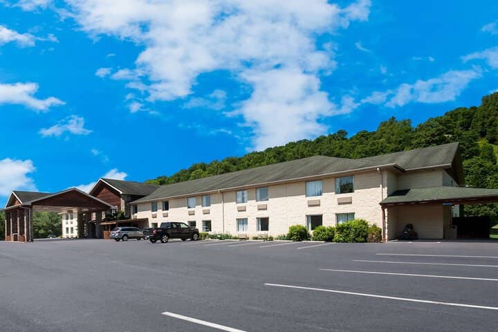 Hotel 37 of 37