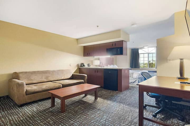 Room 14 of 43