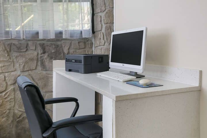 Business Center 26 of 28