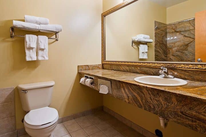 Room 15 of 26