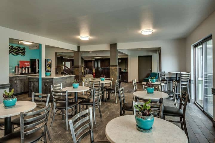 Breakfast area