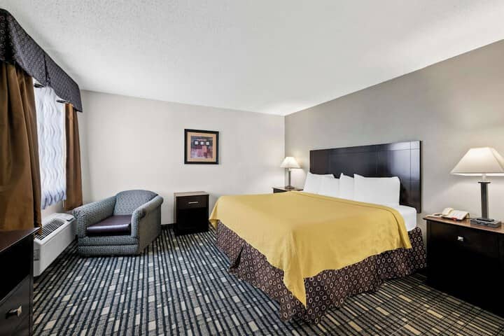 Room 14 of 47