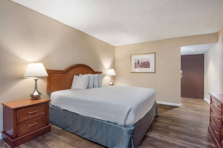Room 21 of 41