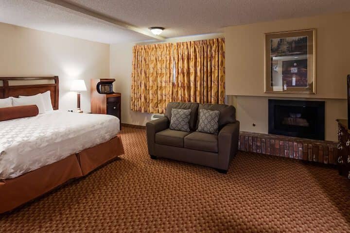 Room 16 of 41